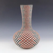 NATIVE AMERICAN ACOMA POTTERY VASE BY PAULA ESTEVAN  