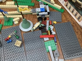 LEGO #3862 Harry Potter Hogwarts Game Replacement Pieces-Incomplete