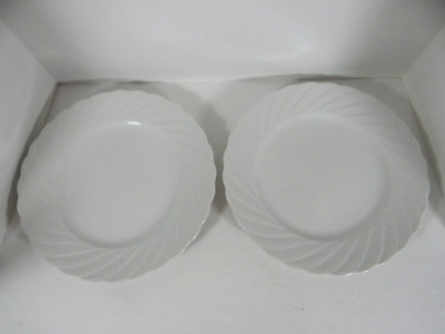 Mikasa White Lily of the Valley Chop Plates Set of 2 Japan LAJ01