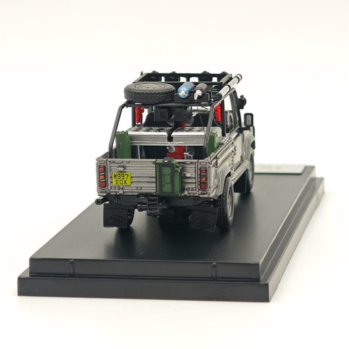 SW 1:64 Lan~over Defender 110 SUV Pickup ORV Sports Diecast Models Car - Picture 7 of 8