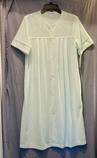 Miss Elaine NOS very light mint green terrycloth snap up duster robe size S