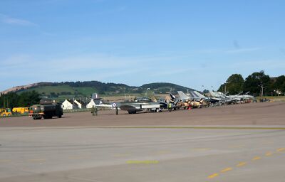 Foto 6x4 Meteor auf dem Flugplatz West Pan Leuchars um 2009
