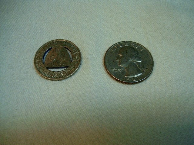 VINTAGE DAVENPORT, IOWA.      CITY LINES TOKEN, DCL INC.