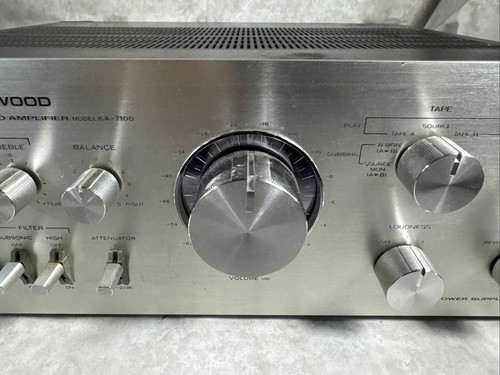 Kenwood KA-7100 Integrated Stereo DC Amplifier Powers On - Picture 4 of 14