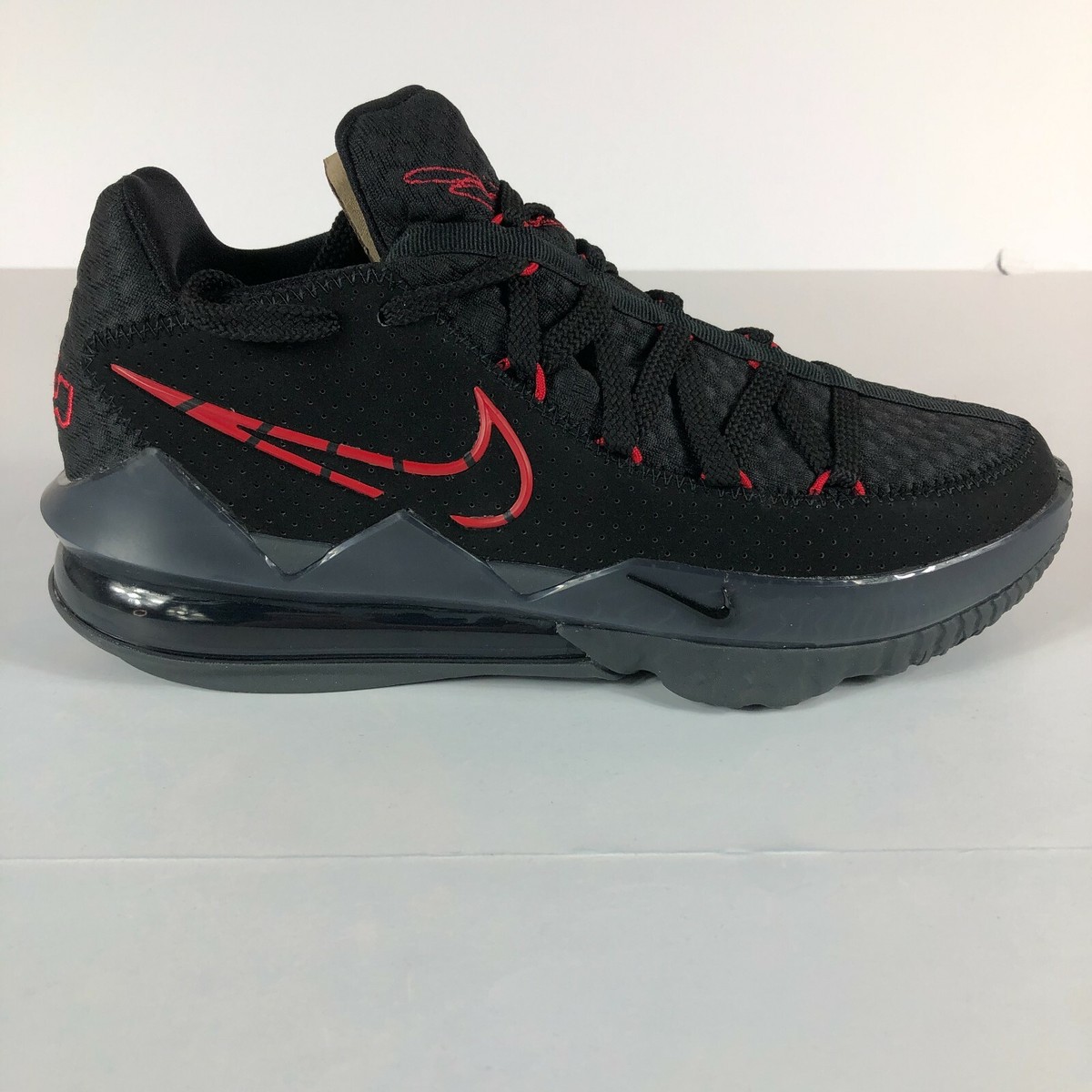 Nike Shoe Men's Size 8 Lebron 17 Low Top EP Black Red Grey Nike Shoe Men's Size 8 Lebron 17 Low Top EP Black Red Grey