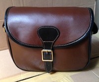 Brand Leather Cartridge Bag Beautiful Design With Hinged Lid + Gold Buckles Brand Leather Cartridge Bag Beautiful Design With Hinged Lid + Gold Buckles