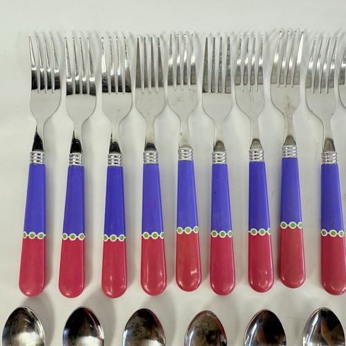 Vintage Flatware Silverware Pink Purple Plastic Handles 37 Pc Set Retro Camper - Picture 3 of 20