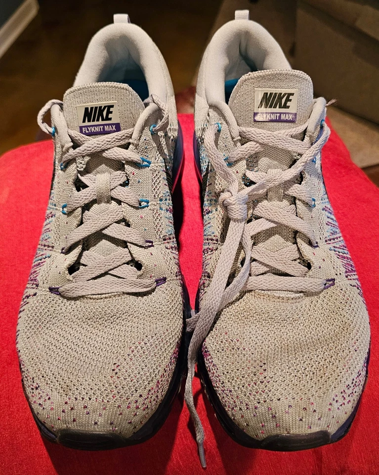 Nike Flyknit Air Max Wolf Grey Purple Vivid Blue Men’s Size 10.5 620469-005 - Image 4 of 4