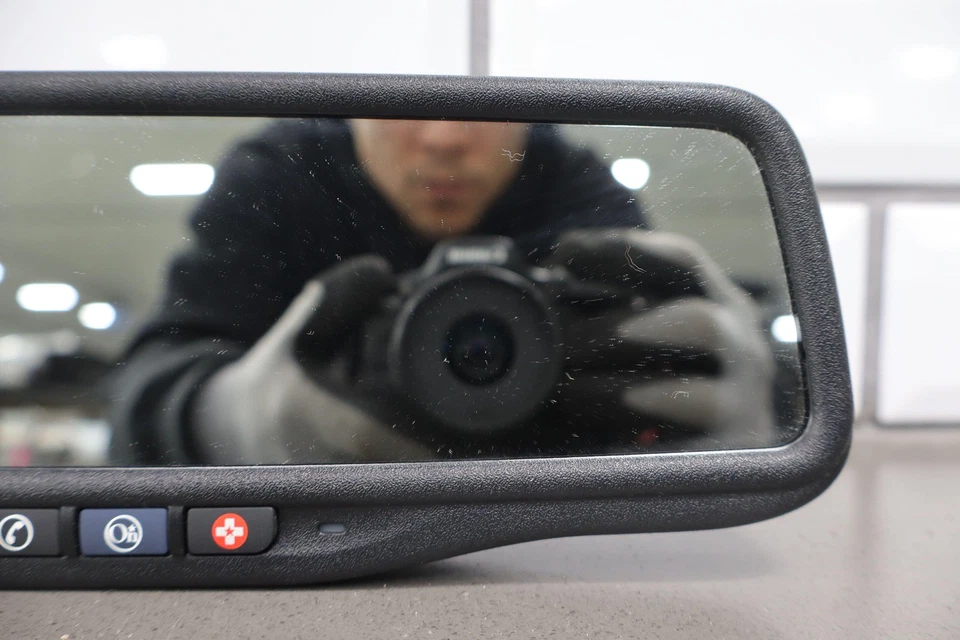 Espejo retrovisor con cámara de reversa Chevy GMC 2010-2014 (DRC) Foto 3 de 4