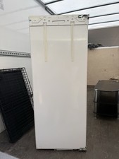 Miele K35222iD Integrated Fridge - White