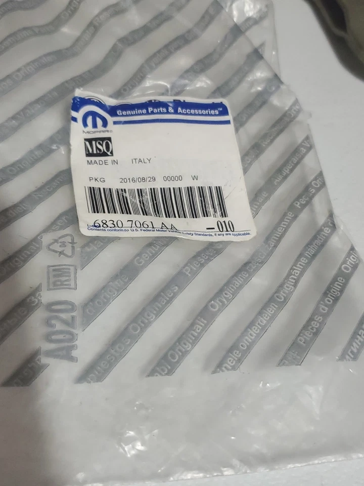 Junta de tubo original Mopar 68307061AA 2004-2018 para Ram 1500 2500 3500 Egr OEM Foto 3 de 3