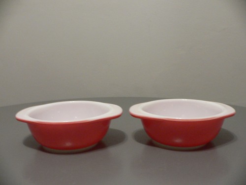 2 Pyrex Pink Flamingo Milk Glass #080 Individual Ovenware Casserole Bowls 8 oz. - Image 1