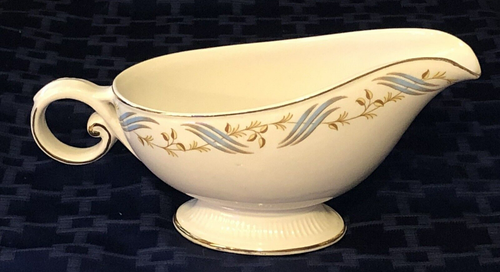 HARMONY HOUSE Arlington Gravy Boat EUC 7 x 3 x 4 inches - Picture 4 of 10