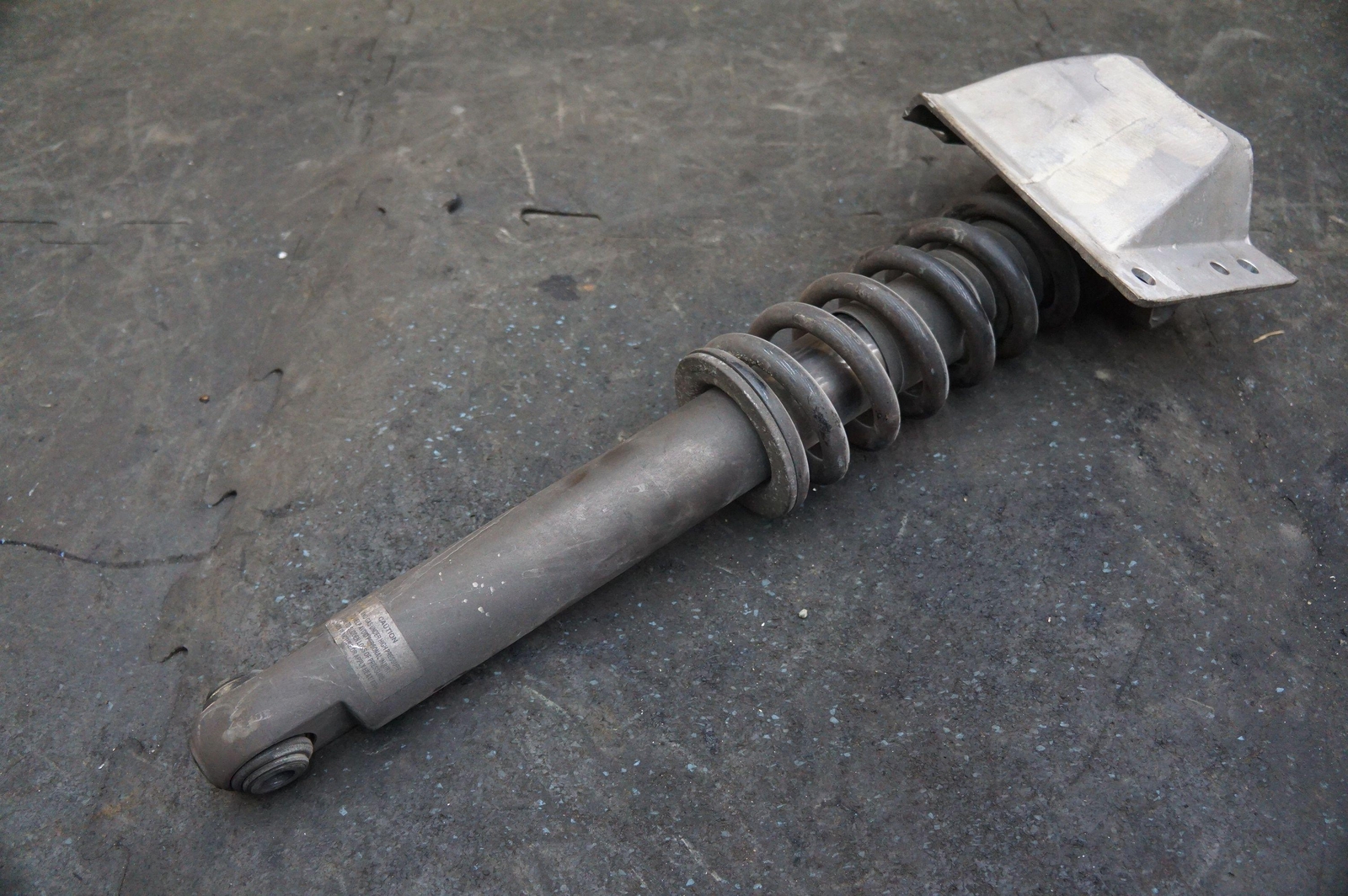 Rear Left Shock Spring Strut 6g33-18080-ag Oem Aston Martin V8 Vantage Coupe 07