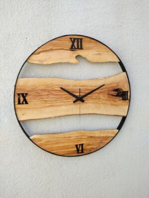 New Antique Round Shape Wall Clock Natural Solid Wooden Designed Home Decorative