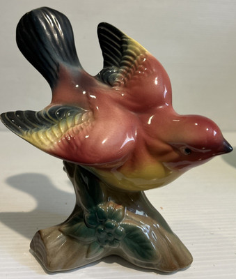 VTG Royal Copley Pink Yellow Swallow Figurine On Tree Branch EXCELLENT 7 1/4''