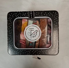 New Finchberry Artisan Soap Sampler Tin Box 8 bars Vegan No Preservatives