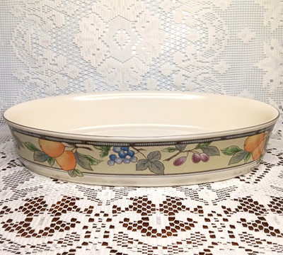 VTG Mikasa Intaglio GARDEN HARVEST 12'' Oval Baking Dish CAC29 Stoneware FASTSHIP