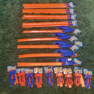 Hot Wheels LOT of Tracks, Loop Builders & Launcher NIPS Brand New