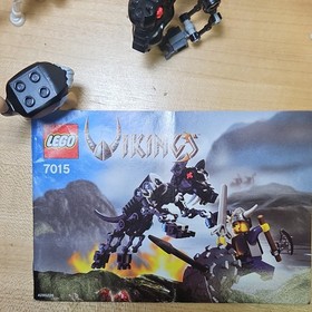 LEGO Vikings Fenris Wolf 7015 incomplete, 2 ostriches, polar bear, 2 Skele horse