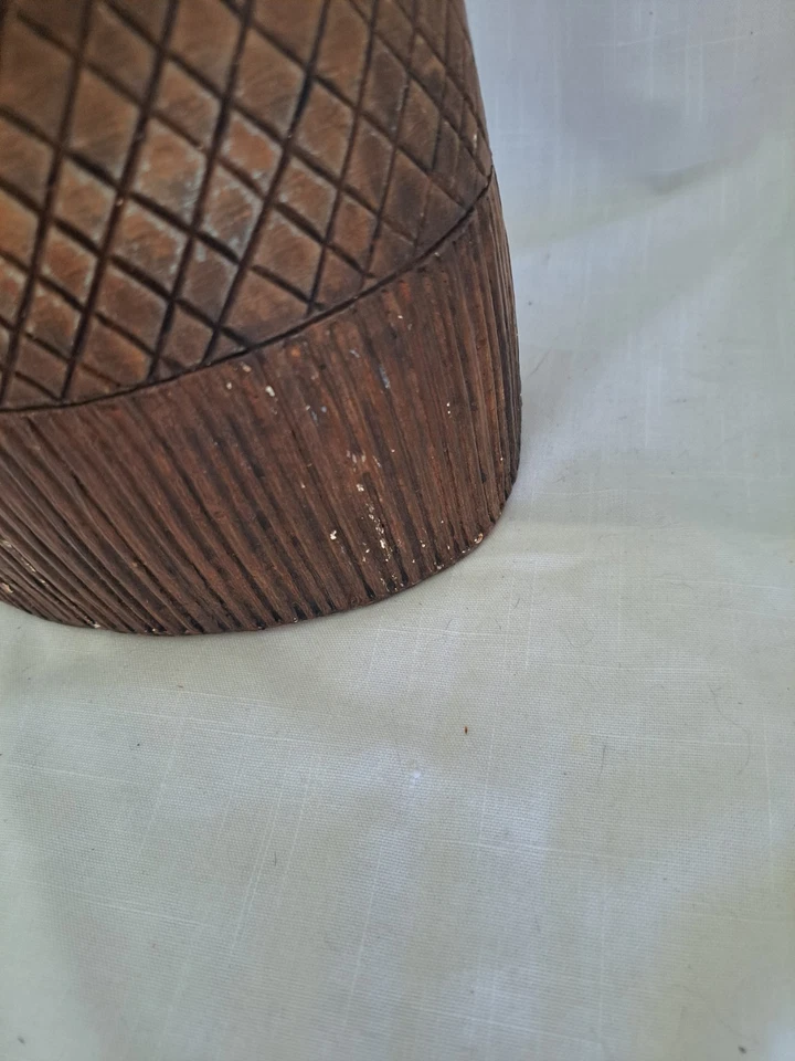 Jarrón de cerámica para el hogar IMAX color: bronce antiguo, crema 6,5 libras+ Foto 3 de 4