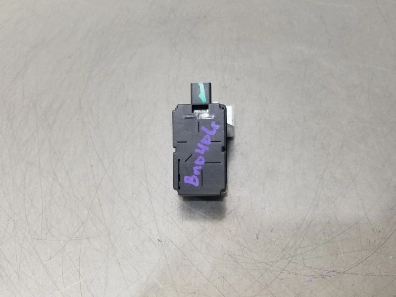 MÓDULO CONTROL BLOQUEO ROBO NISSAN FRONTIER 22 2022  Foto 2 de 4