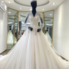 Vintage Lace Wedding Dresses Tulle Long Sleeves V Neck Sweep Train Bridal Gowns