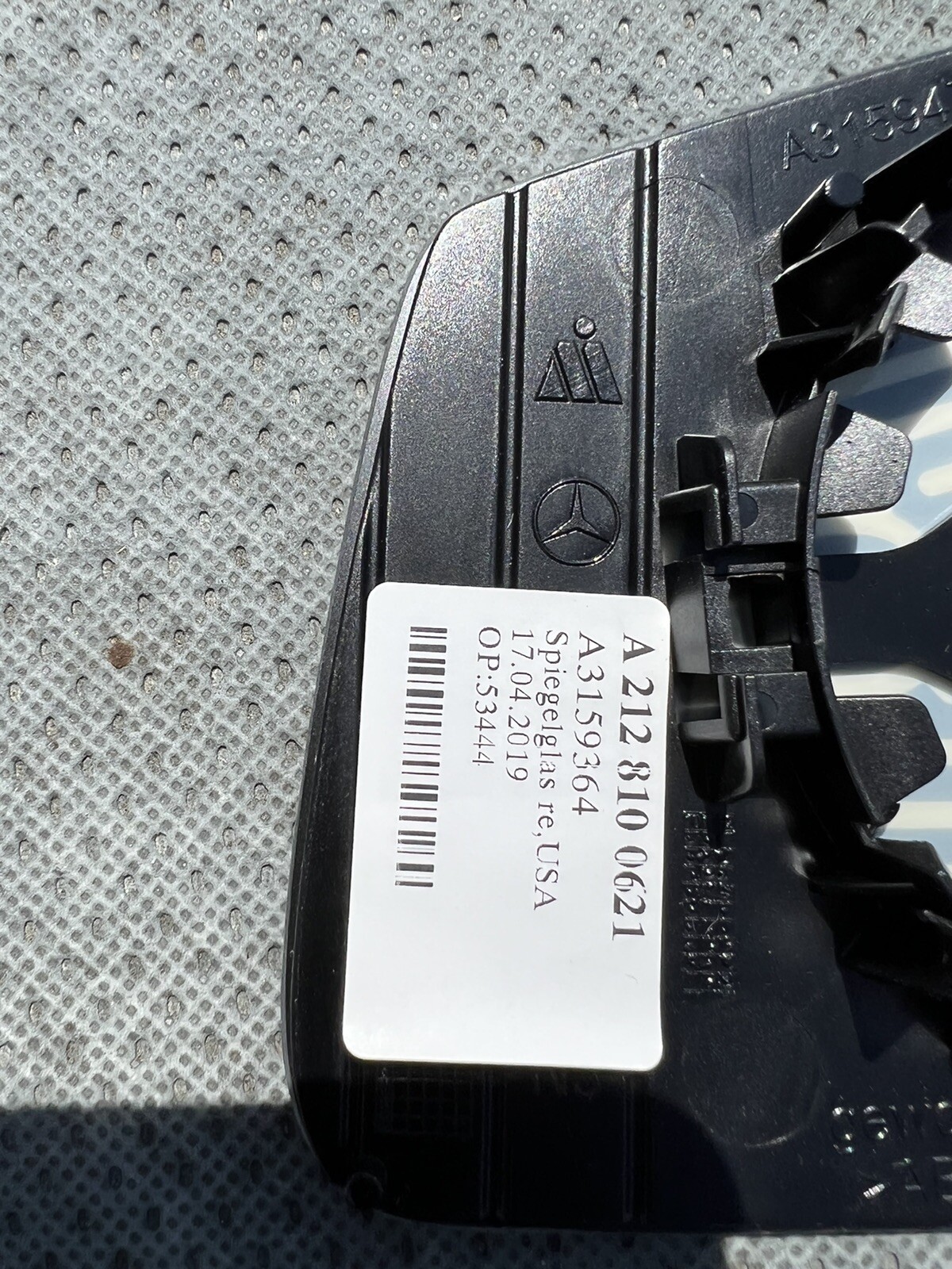2013 MERCEDES BENZ C CLASS C250 C300 C350 C63 RIGHT DOOR MIRROR ラインハルトJZX/GX100NA砲弾ストレートマークⅡ/クレスタ/チェイサー