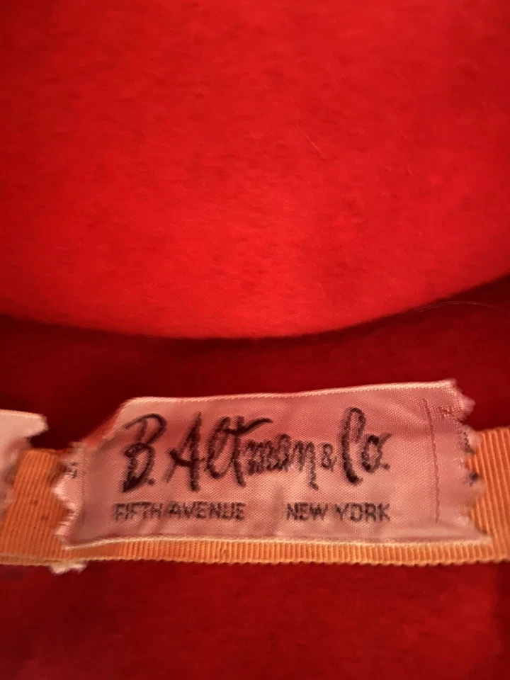 Vintage Mr Milton B Altman Ladies Red Velour Hat Ballet Brand New York Fifth Ave - Image 3 of 4