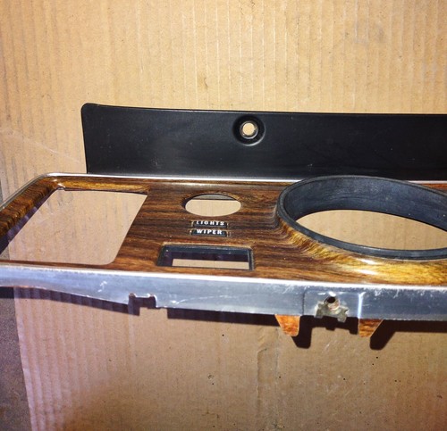 70-72 Pontiac Firebird Dash Bezel - Picture 7 of 12