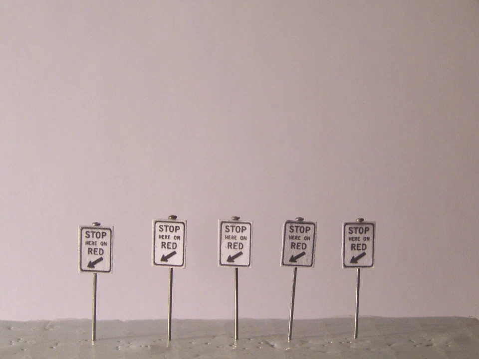 "New" Model Train 5 "Stop here on Red" signs N scale for Layout Details   - Image 2 of 2