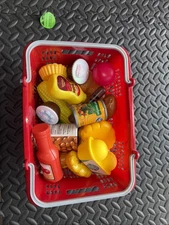  H-E-B Play Food Grocery Basket 26 pieces 