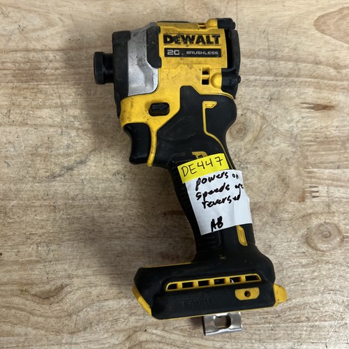 DE447 - DEWALT DCF850B ATOMIC 20V MAX 1/4” Impact Driver - FOR PARTS OR REPAIR