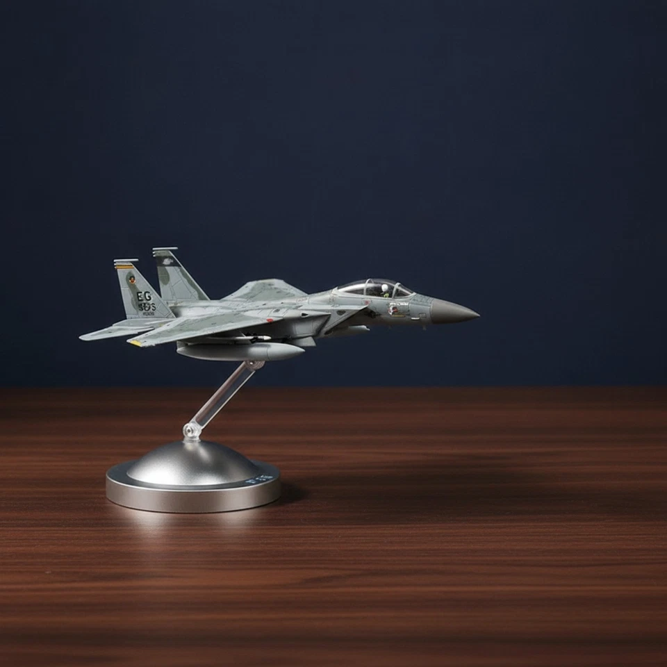 Chasseur F-15 Miniature Moulé sous Pression Modèle Réduit d’avion de Chasse - Photo 4/4