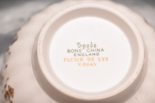 RARO set di 6 grandi tazze da tè e piattini Spode FLEUR DE LYS oro - Foto 19 di 19