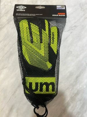 Umbro M2103GJ Junior Goalie Gloves Green Size M 65-80mm New