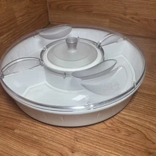 Pampered Chef  Round Sectional Server #2791 Chillzanne Deviled Eggs + Lid USA