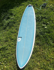 Torq Surfboard Blue & White 6'8" 21" 2 3/4" with Fins & Leash