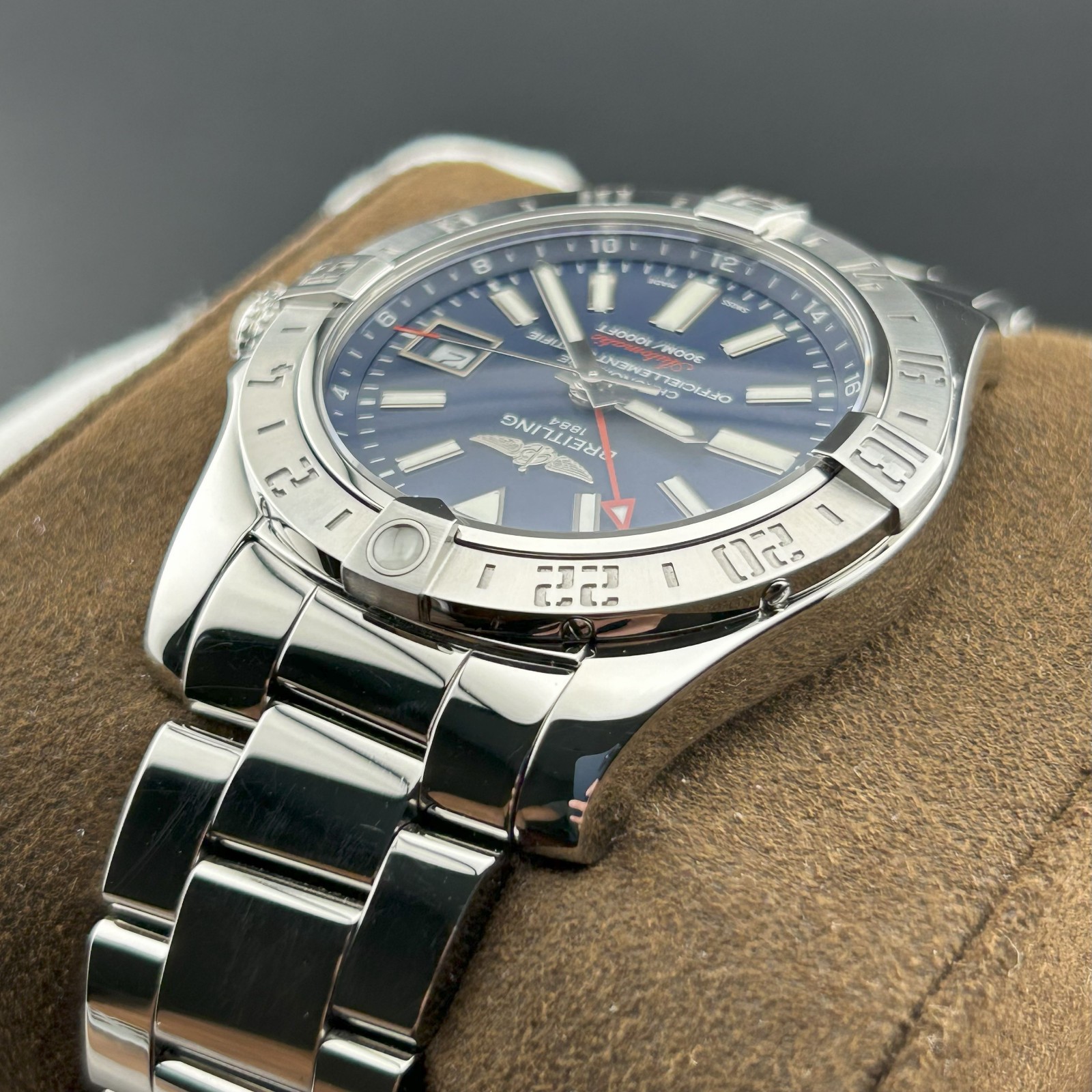 Breitling Avenger II GMT A32390 43mm Blue Dial Watch on Bracelet Xtra Blue Strap