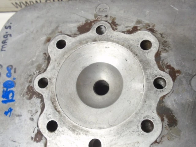 Bonitas aletas cabeza magnética derecha moto de nieve Yamaha GPX 433 de colección Foto 4 de 4