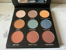 Kylie Jenner Cosmetics - The BLUE HONEY Eyeshadow Palette - Makeup NEW