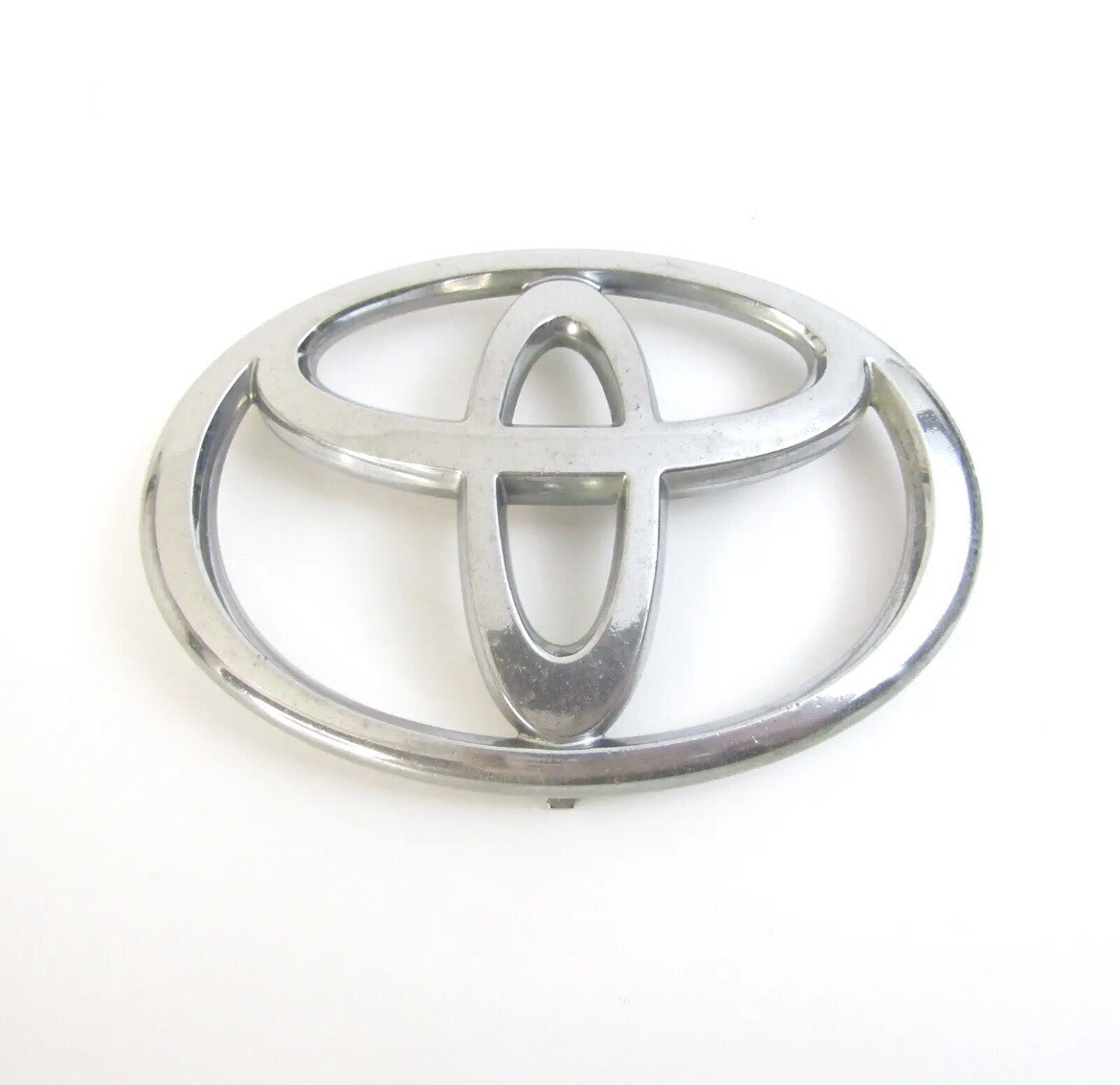 OEM 02-06 TOYOTA CAMRY LE SE XLE V6 GRILLE GRILL CHROME EMBLEM LOGO BADGE