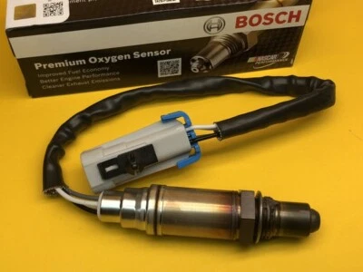 O2 sensor for Holden VE COMMODORE 6.0L 06-13 L76 L77 L98 PreCAT Oxygen EGO 2YrWy - Imagen 1 de 4