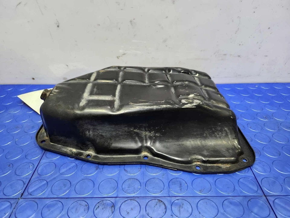 Cacerola de aceite inferior del motor Kia 3,3 L se adapta a Sedona Sorento Azera Santa Fe OEM 215103C201 Foto 2 de 4