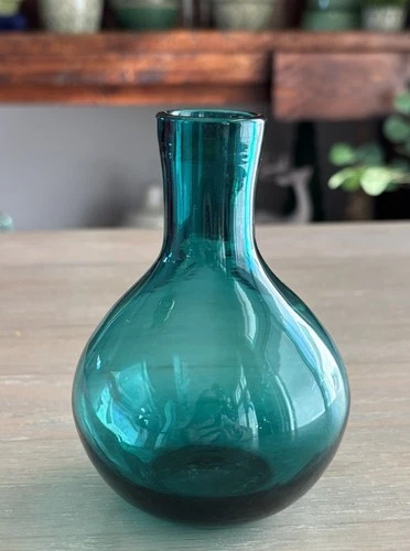 Teal Blue Green Art Glass Bud Vase Bottle Form 4.6” Tall EUC Blenko? Rainbow?