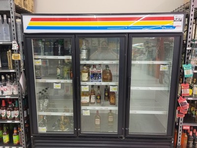 |4733| True GDM-72F-HC~TSL01 78'' Three Section Display Freezer w/ Swing Doors -
