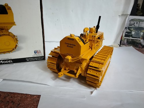 Caterpillar CAT D 4 Crawler Vintage Farm Model Large Scale Gilson Riecke Limited - Picture 4 of 12