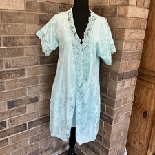 VINTAGE Victoria's Secret Size S Mint Green Lace Robe Chemise 2-Pc Set 44B5