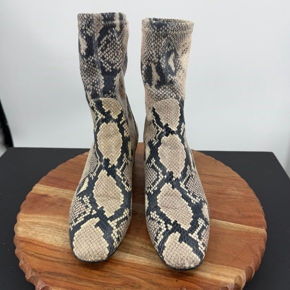 Stuart Weitzman ERNESTINE PHYTHON STRETCHLEATHER … - image 2