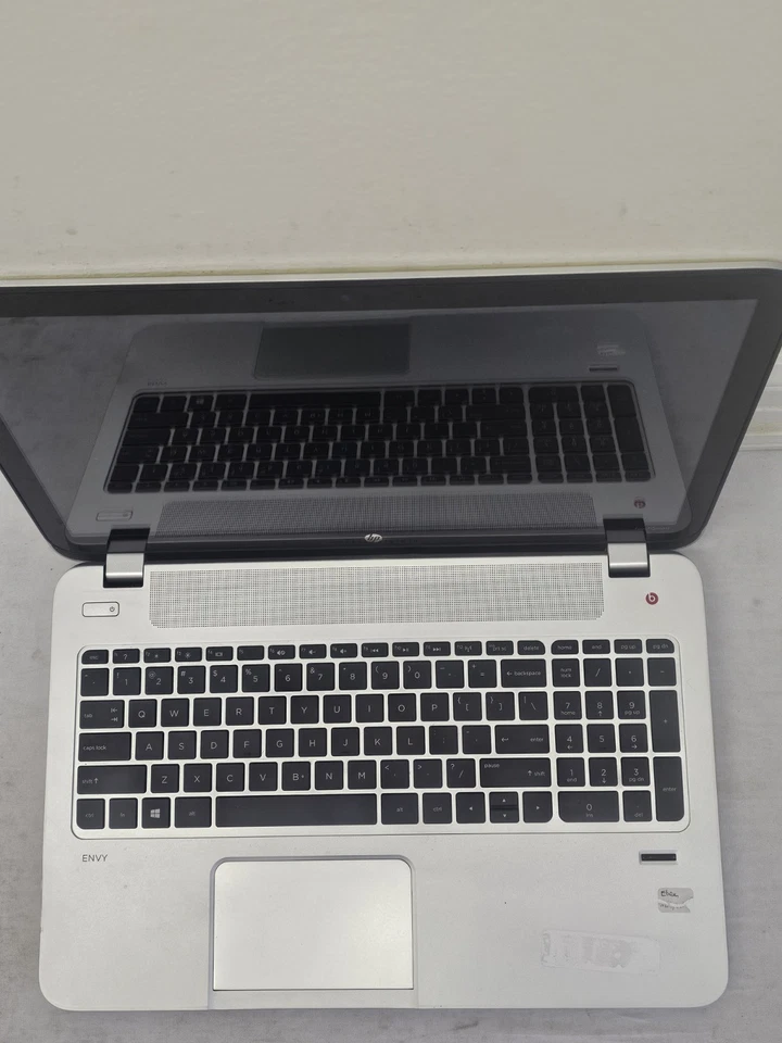 Portátil HP Envy TouchSmart 15 - AMD A8-5550m - 8GB RAM - 750GB SSD - Win 10-LEER Foto 2 de 4